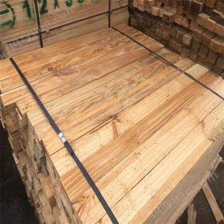 呈果木业建筑工地木材加工厂 34松木木方料厂家供应