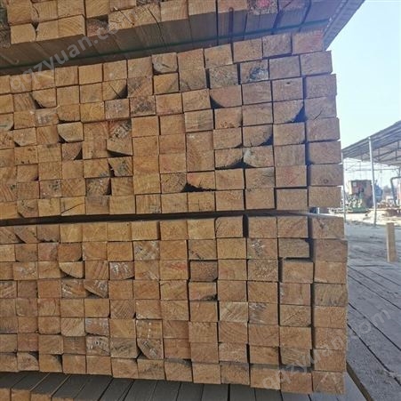 呈果木业建筑跳板长期定制批发辐射松建筑跳板加工厂家供应