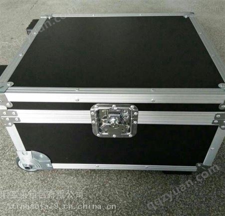 武汉航空箱 铝合金包装箱 拉杆箱