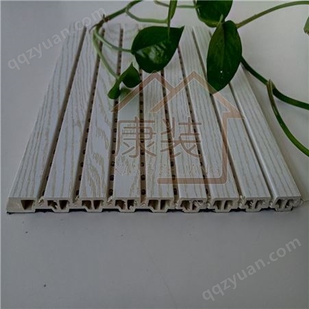 多种型号录音棚木塑吸音板 防水环保吸音板 210竹木纤维吸音板 密度多层实木吸音板