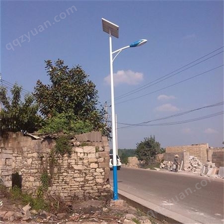 供应云南藏族彝族傣族特色太阳能路灯6米7米 厂家供应路灯杆