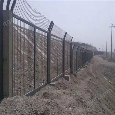 双边框架护栏网 铁路护栏网 塑钢护栏网 烨邦定制