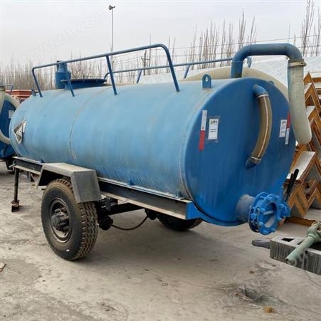 华创 新疆施肥机价格 阿克苏有机喷洒罐车厂家 哈密液态撒肥机
