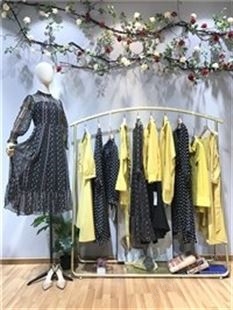 莫卡欧 2021春季新款 品牌折扣女装尾货 实拍女装 女装货源批发