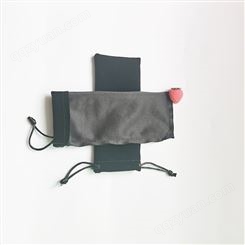 深圳热卖黑色绒布束口袋 圣诞节抽绳袋定制logo