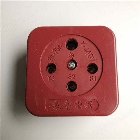 工业插座440V三相四线圆孔插座 红色胶皮材质三相四线插头25A