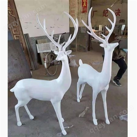 大型玻璃钢卡通雕塑定做 小鹿园林景观小品设计耐腐蚀