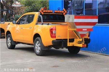 上海马路撒盐机除雪设备 小型车载式撒盐机 大型车载式撒盐机