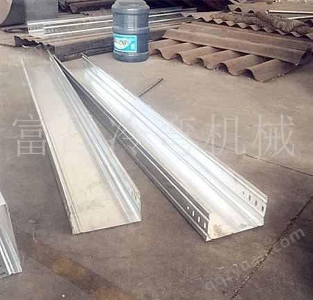 江阴富昌 槽式电缆桥架生产设备 电缆桥架成型机