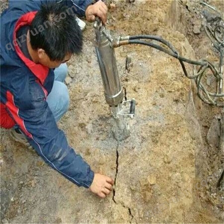 新疆哈密晋工液压劈裂棒地基中钢筋混凝土劈裂棒供应
