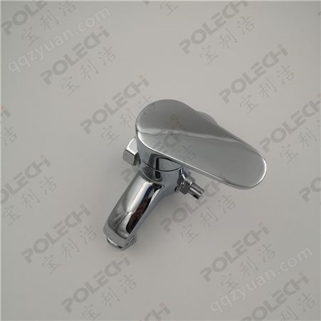 宝利洁脚踏淋浴器暗装BLJ-6631,含1米直管、三通、长弯管、4寸喷头